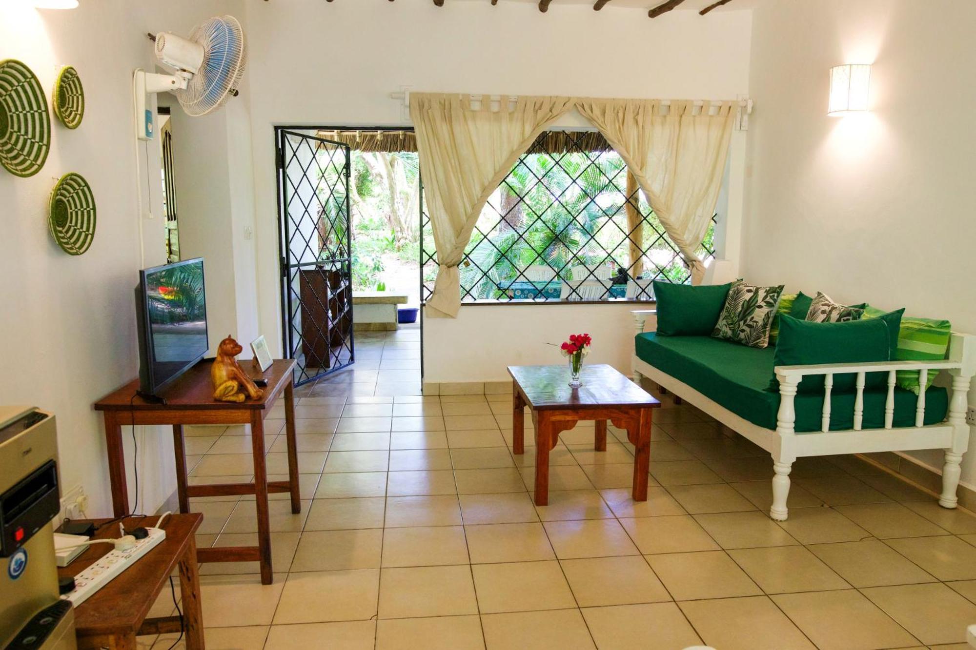 Watamu Beach Cottages Habitación foto